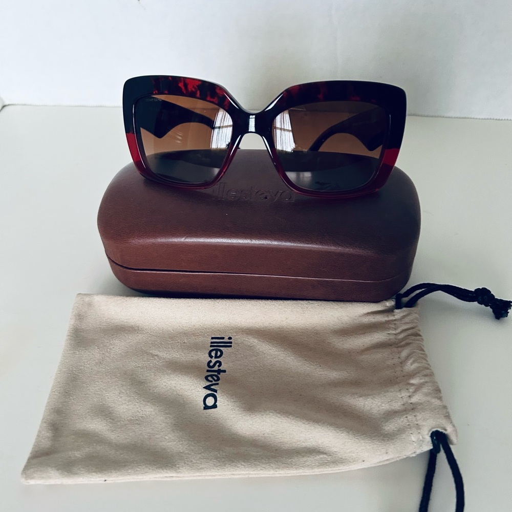 Prada women sunglasses